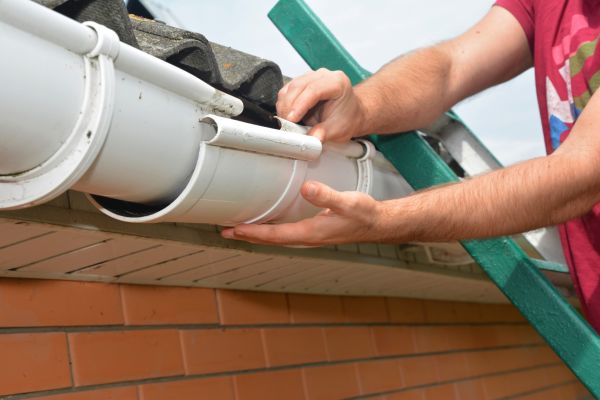 Cost of Large Gutter Repair in Stow