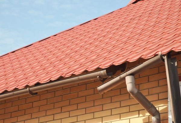 Loose Gutter Repair in Stow